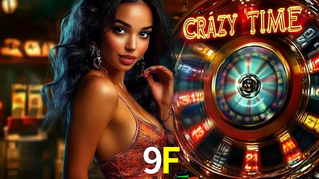 Mulher elegante ao lado da vibrante roda da fortuna do jogo de cassino ao vivo Crazy Time, um dos game shows mais populares e cheios de prêmios do 9F.
